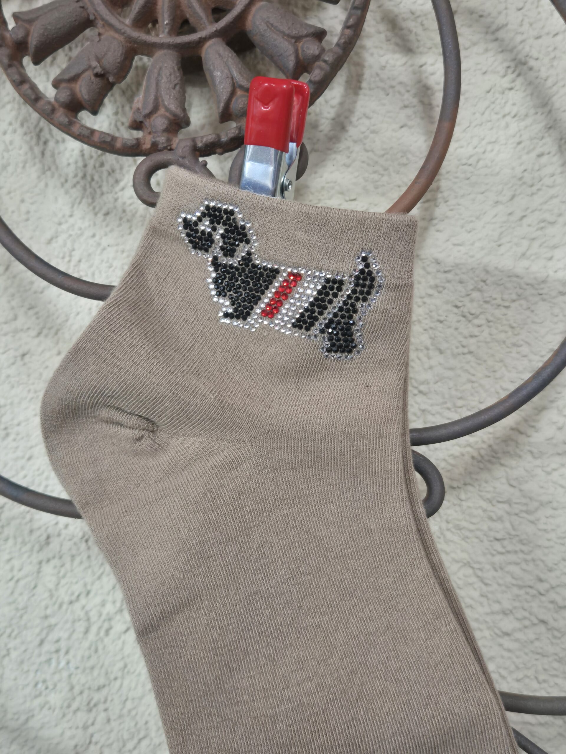 Sneakersocken mit Dackel aus Strass, Onesize 36-41 – Bild 2